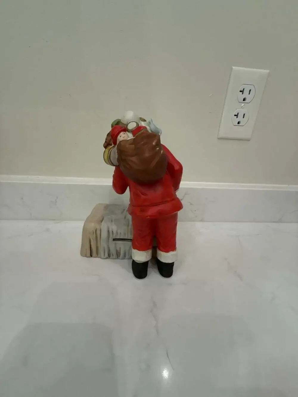 Vintage 1988 Schmid Musical Christmas Figurine Santa Watching Over Sleeping Chil